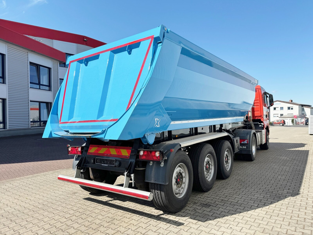 New Semi-trailer Euro ATM 27 Euro ATM 27, HARDOX Stahlmulde ca. 27m³, Liftachse: picture 9 New Semi-trailer Euro ATM 27 Euro ATM 27, HARDOX Stahlmulde ca. 27m³, Liftachse: picture 9