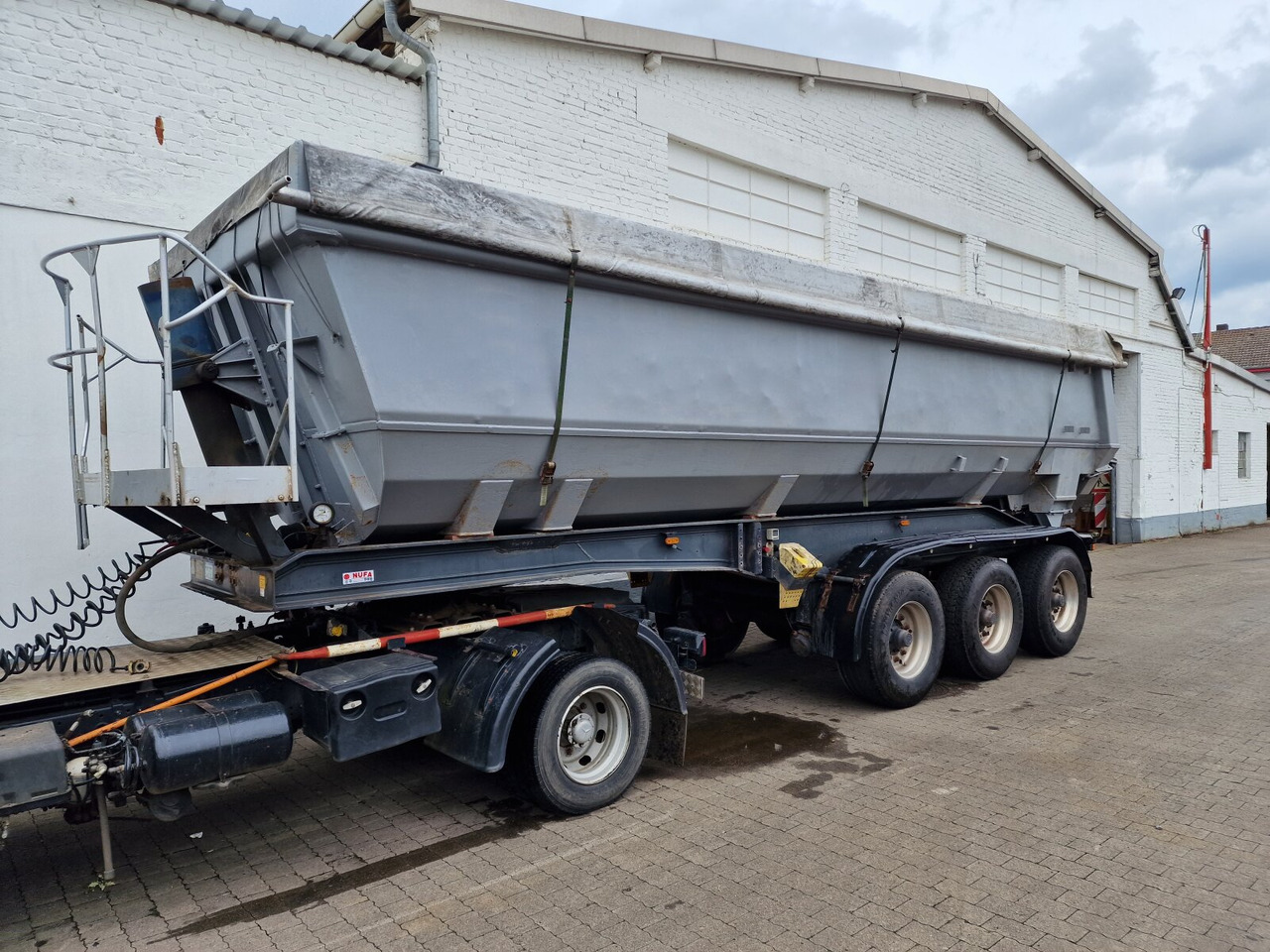 Meierling MKS 24 Meierling Combimulde MSK 24, 5.600 kg Leergew., 24 cbm - Semi-trailer: picture 5 Meierling MKS 24 Meierling Combimulde MSK 24, 5.600 kg Leergew., 24 cbm - Semi-trailer: picture 5