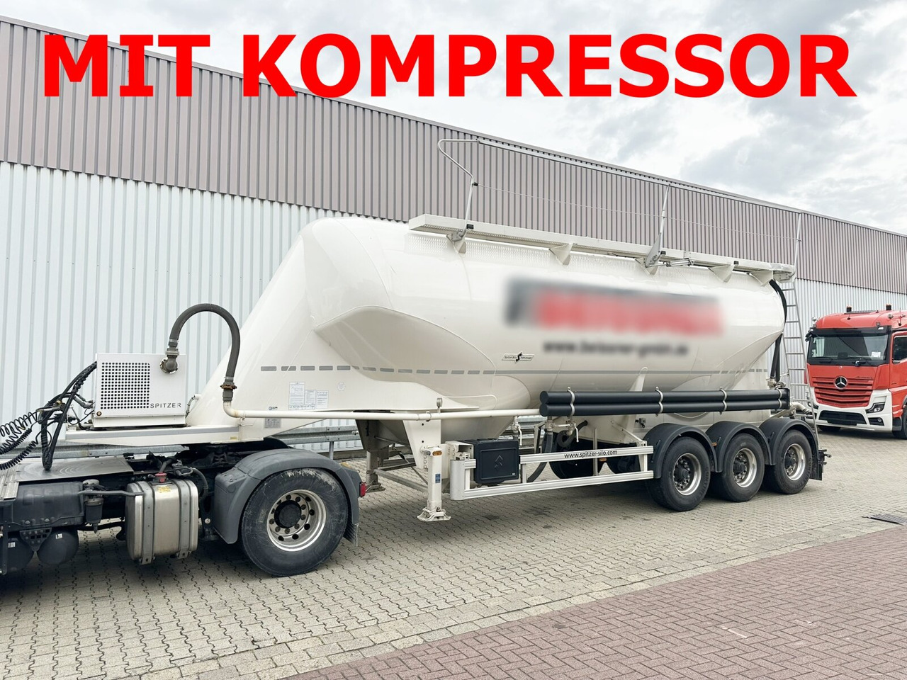Spitzer SF 2739/2P SF 2739/2P Siloauflieger ca. 39m³, 2x Liftachse - Silo semi-trailer: picture 1 Spitzer SF 2739/2P SF 2739/2P Siloauflieger ca. 39m³, 2x Liftachse - Silo semi-trailer: picture 1