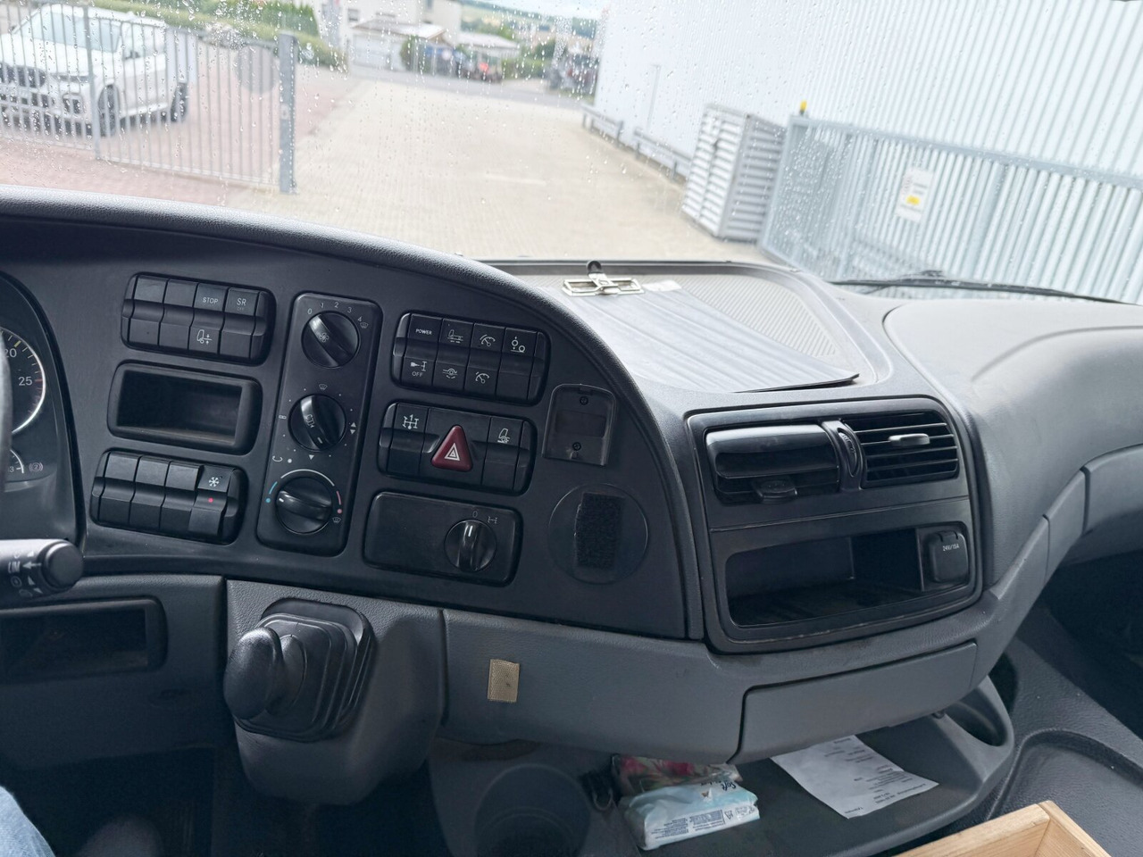 Mercedes-Benz Actros 1841 LS 4x2 Actros 1841 LS 4x2, Kipphydraulik - Tractor unit: picture 5 Mercedes-Benz Actros 1841 LS 4x2 Actros 1841 LS 4x2, Kipphydraulik - Tractor unit: picture 5