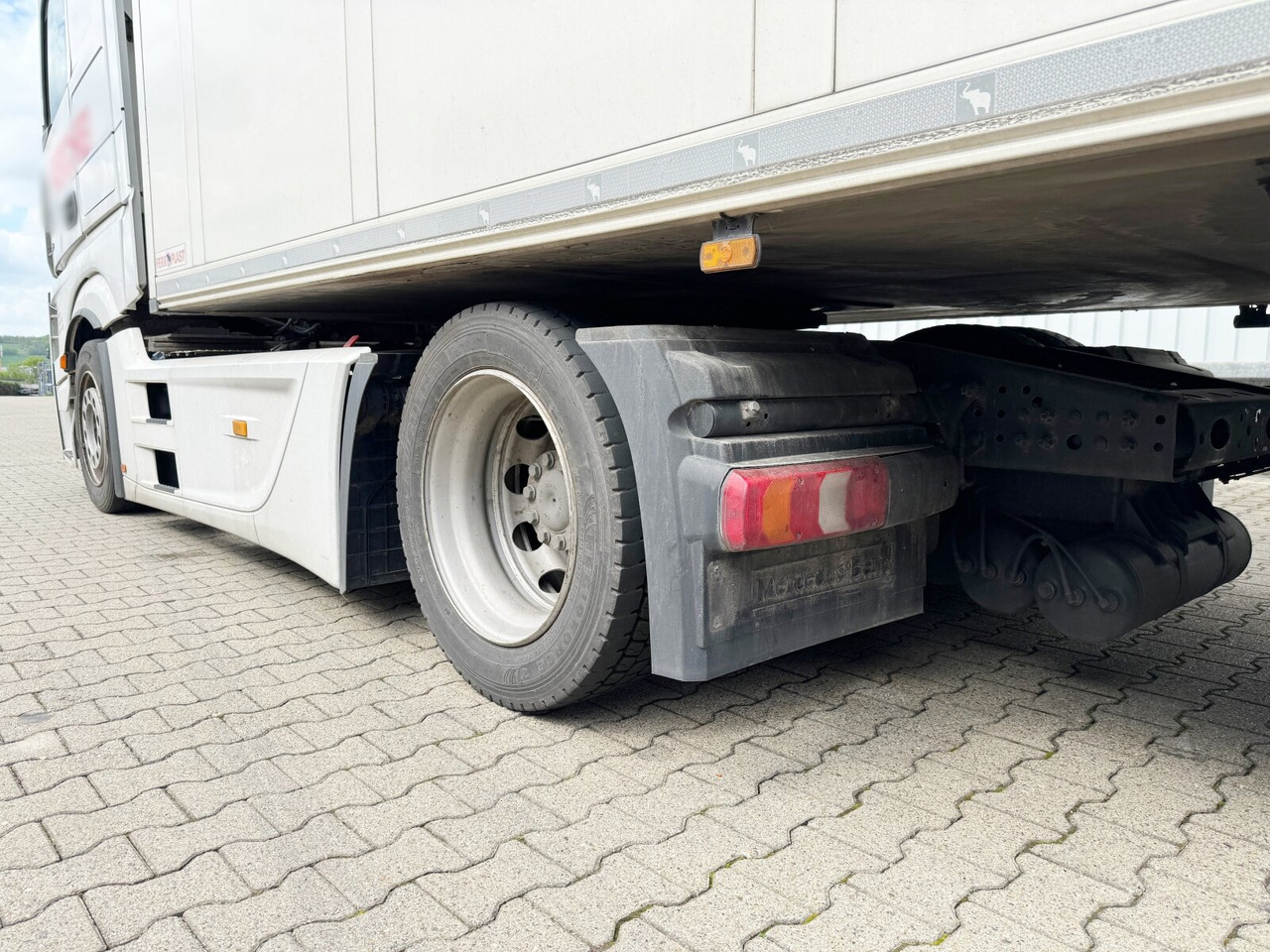 Tractor unit Mercedes-Benz Actros 1848 LS 4x2 Actros 1848 LS 4x2, Vollumer, Retarder: picture 12 Tractor unit Mercedes-Benz Actros 1848 LS 4x2 Actros 1848 LS 4x2, Vollumer, Retarder: picture 12