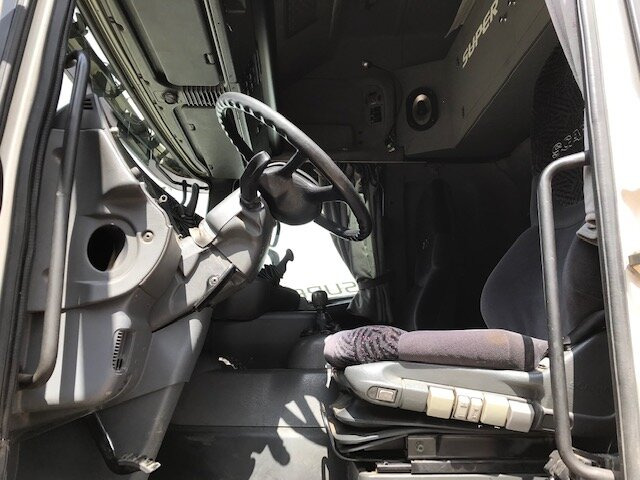 Scania R124 L 420 4x2 R124 L 420 4x2, Retarder, Hydraulik - Tractor unit: picture 2 Scania R124 L 420 4x2 R124 L 420 4x2, Retarder, Hydraulik - Tractor unit: picture 2