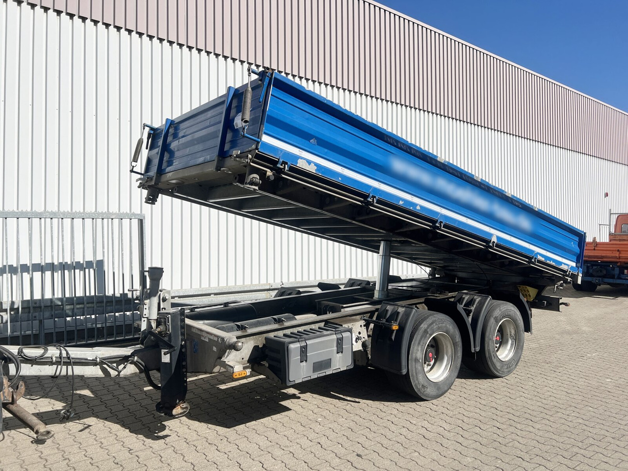 TTD 19 Schwebheim TTD 19 Schwebheim, Rampenschacht, Verzinkt - Trailer: picture 1 TTD 19 Schwebheim TTD 19 Schwebheim, Rampenschacht, Verzinkt - Trailer: picture 1