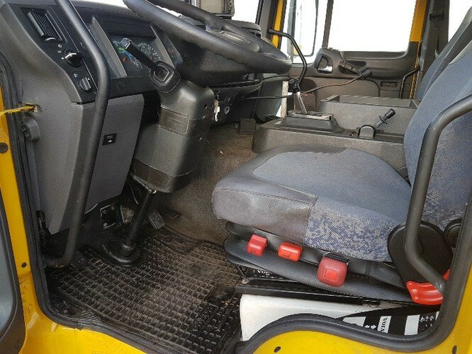 Volvo FL 612 L FL 612 L, Abschleppwagen Hubbrille 3 to - Tow truck: picture 3 Volvo FL 612 L FL 612 L, Abschleppwagen Hubbrille 3 to - Tow truck: picture 3