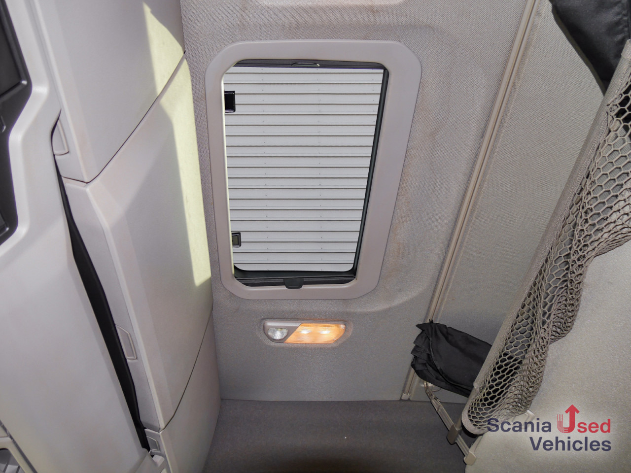 SCANIA R 450 A4X2NA - Tractor unit: picture 3 SCANIA R 450 A4X2NA - Tractor unit: picture 3