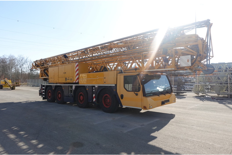 Liebherr MK 88 - Mobile crane: picture 1 Liebherr MK 88 - Mobile crane: picture 1