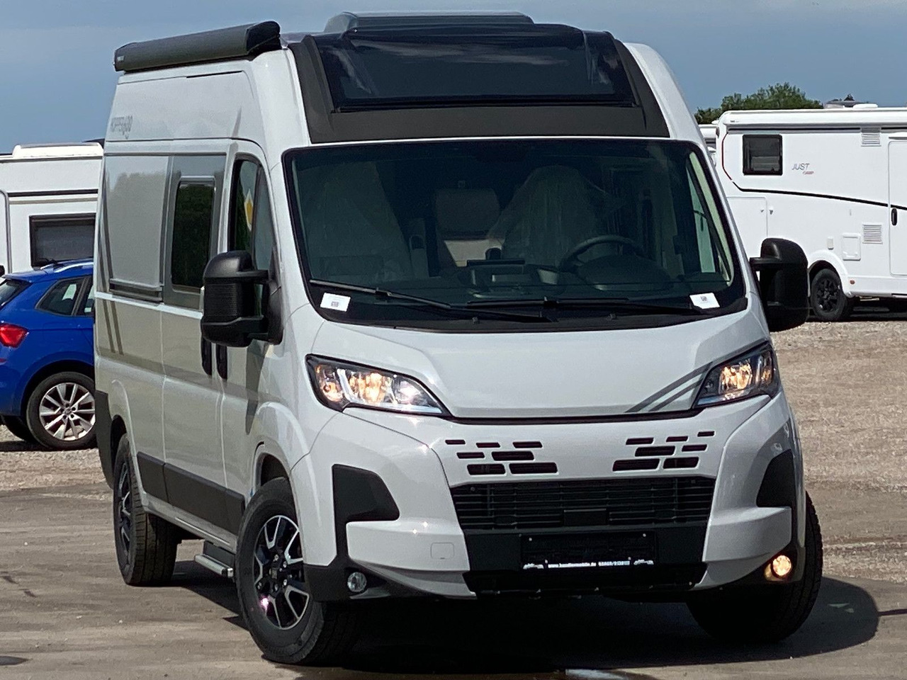 Carado CV 600 Dieselstandheizung, Skyroof, white Label - Camper van: picture 1 Carado CV 600 Dieselstandheizung, Skyroof, white Label - Camper van: picture 1