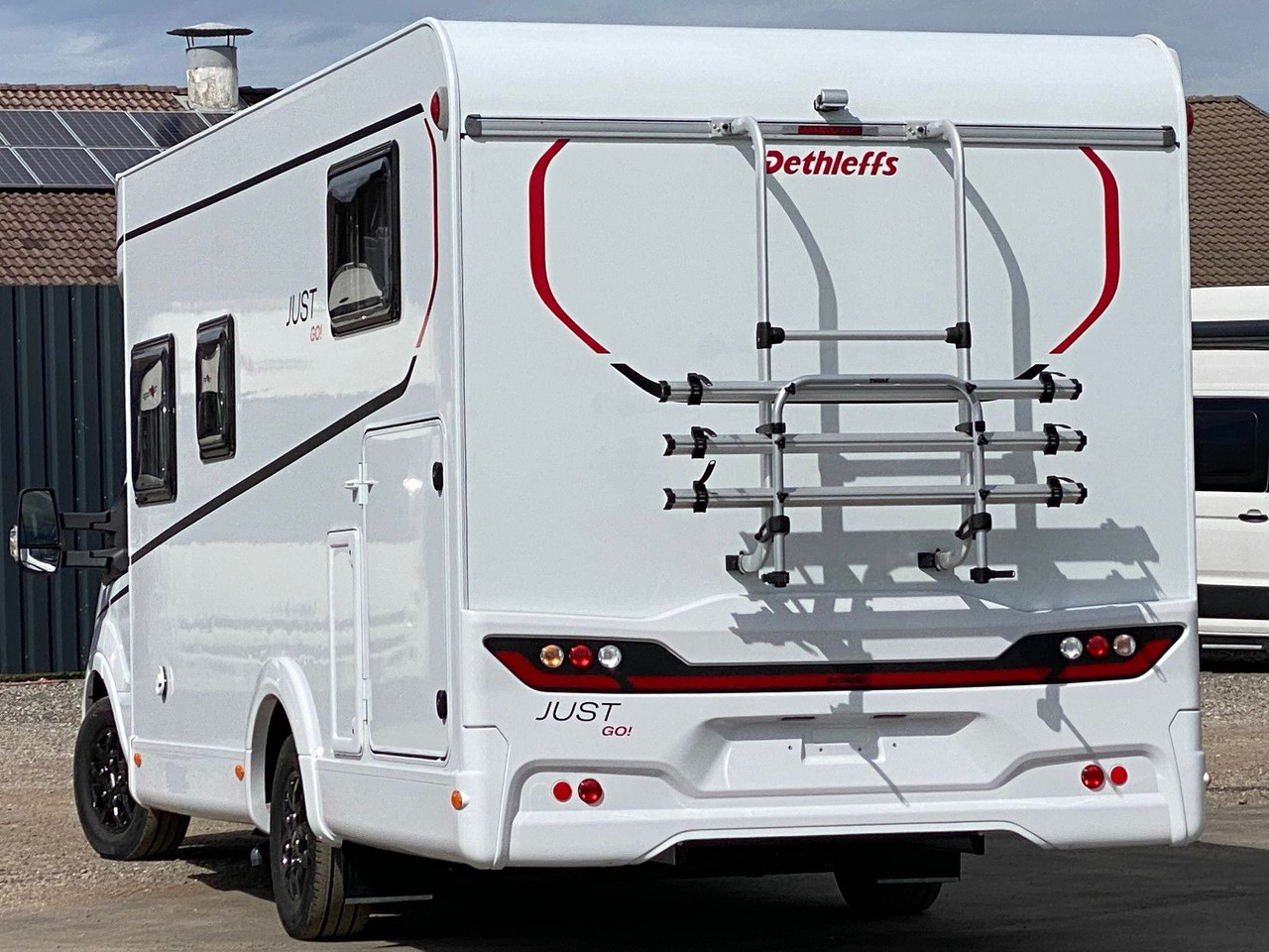 Dethleffs Just Go T 7055 EB, Hubbett, Markise, Navi+RFK - Semi-integrated motorhome: picture 5 Dethleffs Just Go T 7055 EB, Hubbett, Markise, Navi+RFK - Semi-integrated motorhome: picture 5