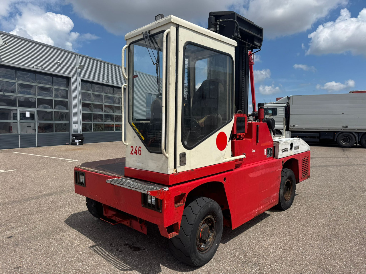 FANTUZZI SF60U Triplexmast Diesel - Side loader: picture 4 FANTUZZI SF60U Triplexmast Diesel - Side loader: picture 4