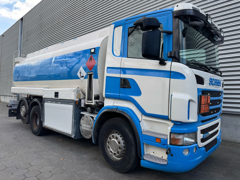 Scania R 380 Tank / 6X2 / Manual / Euro 5 / 20.000 Liter / Belgium Truck - Tank truck: picture 4 Scania R 380 Tank / 6X2 / Manual / Euro 5 / 20.000 Liter / Belgium Truck - Tank truck: picture 4