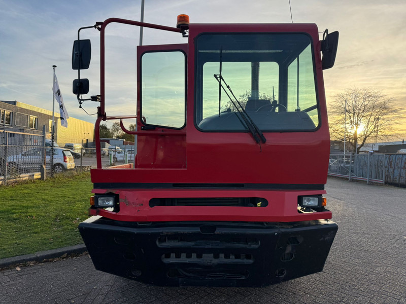 Terberg YT182 / Klima / NL Truck - Terminal tractor: picture 5 Terberg YT182 / Klima / NL Truck - Terminal tractor: picture 5
