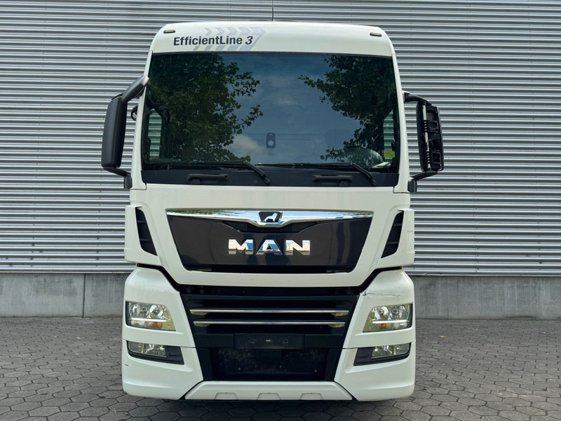 MAN TGX 18.500 XXL / Intarder / Roof Klima / 2 Tanks - Tractor unit: picture 4 MAN TGX 18.500 XXL / Intarder / Roof Klima / 2 Tanks - Tractor unit: picture 4