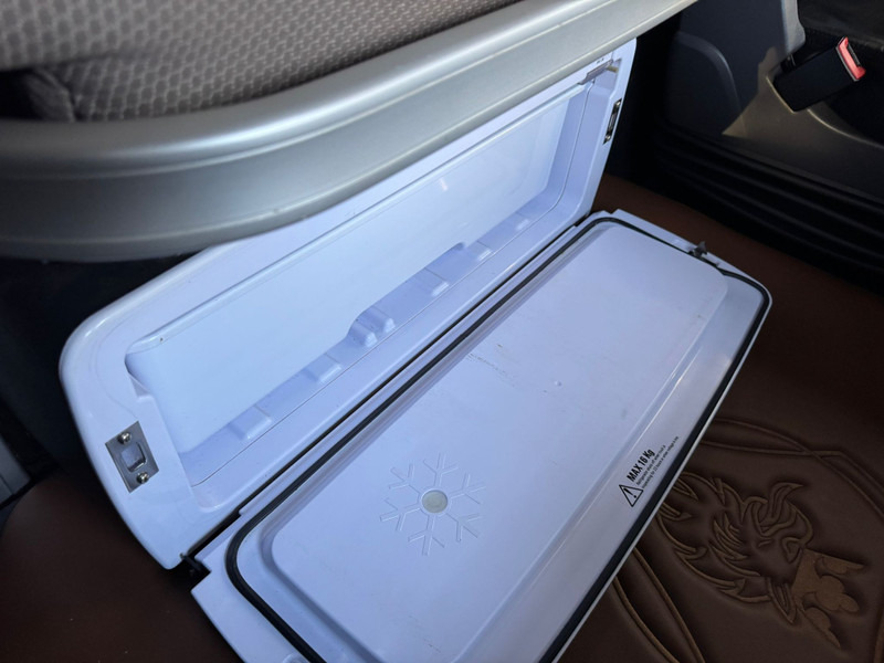 Tractor unit Scania R580 / V8 / 6X4 / HighLine / Retarder / NL Truck: picture 14 Tractor unit Scania R580 / V8 / 6X4 / HighLine / Retarder / NL Truck: picture 14