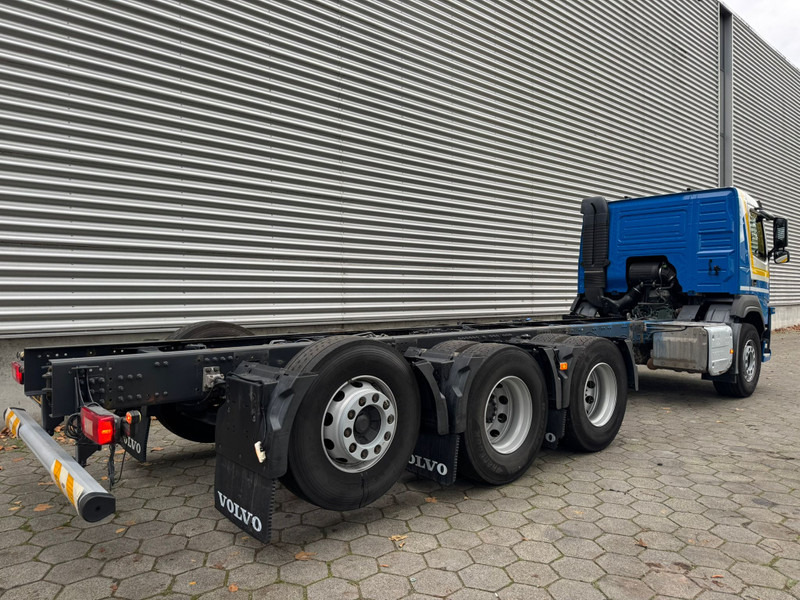 Volvo FM 410 / 8X4 / I-Shift / ADR / Tridem / TUV: 6-2026 / NL Truck - Cab chassis truck: picture 3 Volvo FM 410 / 8X4 / I-Shift / ADR / Tridem / TUV: 6-2026 / NL Truck - Cab chassis truck: picture 3