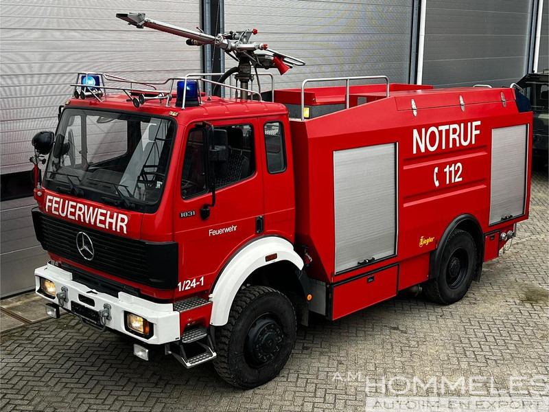 Mercedes-Benz 1831 AK 4x4 - Fire truck: picture 3 Mercedes-Benz 1831 AK 4x4 - Fire truck: picture 3