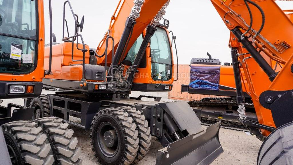 Develon DX210WA Wheel Excavator MY2025 - Wheel excavator: picture 1 Develon DX210WA Wheel Excavator MY2025 - Wheel excavator: picture 1