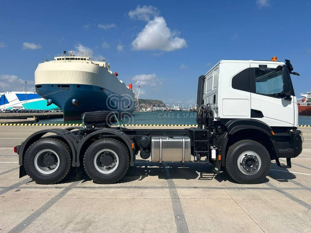 IVECO T-WAY Tractor 6×4 AT720T47TH GVW 26-38 Ton HP 470 R20Tyre MY24 - Tractor unit: picture 2 IVECO T-WAY Tractor 6×4 AT720T47TH GVW 26-38 Ton HP 470 R20Tyre MY24 - Tractor unit: picture 2