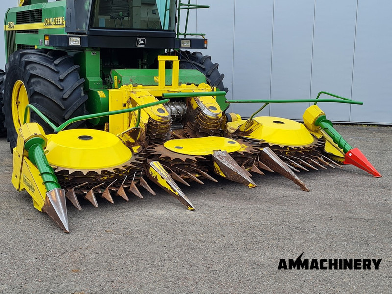 Kemper 4500 fits JD rotary corn header - Corn header: picture 1 Kemper 4500 fits JD rotary corn header - Corn header: picture 1