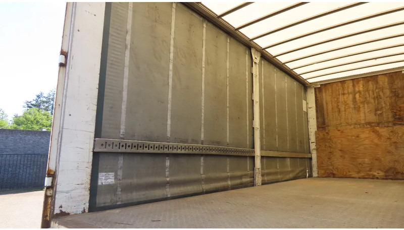 Curtainsider truck MAN TGX 26.480 446577 KM! RETARDER+ liftaxel + moving axel: picture 13