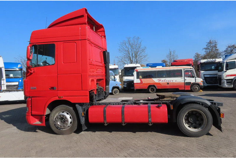DAF XF 105.460 Euro5 evv, 2 beds, 2 tanks - Tractor unit: picture 4 DAF XF 105.460 Euro5 evv, 2 beds, 2 tanks - Tractor unit: picture 4