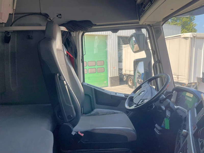 Tractor unit Renault T460 vin: VF611A160FD007308 RETARDER, FRIGO, CLIMA, 2015: picture 17