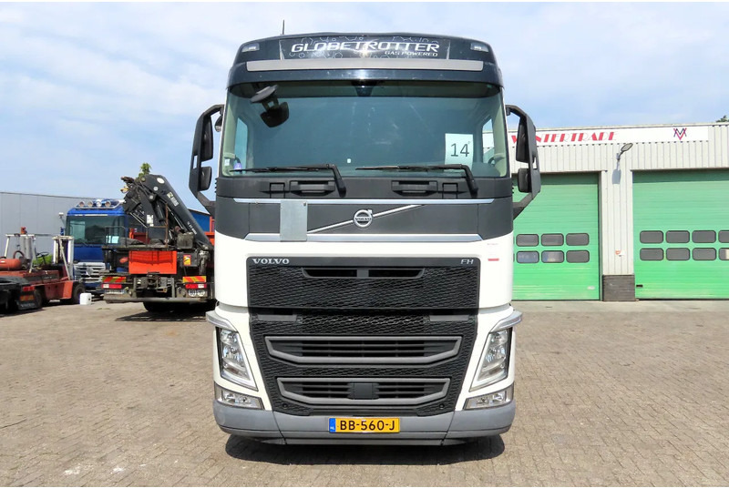 Volvo FH 460 NL- truck, LNG, APK tot 08-10-2025, FRIGO - Tractor unit: picture 2 Volvo FH 460 NL- truck, LNG, APK tot 08-10-2025, FRIGO - Tractor unit: picture 2