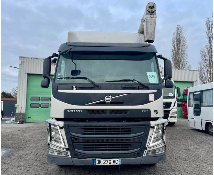 Volvo FM 460 TSCI, AUGER + AIR, 6x4, Retarder, 5 COMP - Tank truck: picture 2 Volvo FM 460 TSCI, AUGER + AIR, 6x4, Retarder, 5 COMP - Tank truck: picture 2
