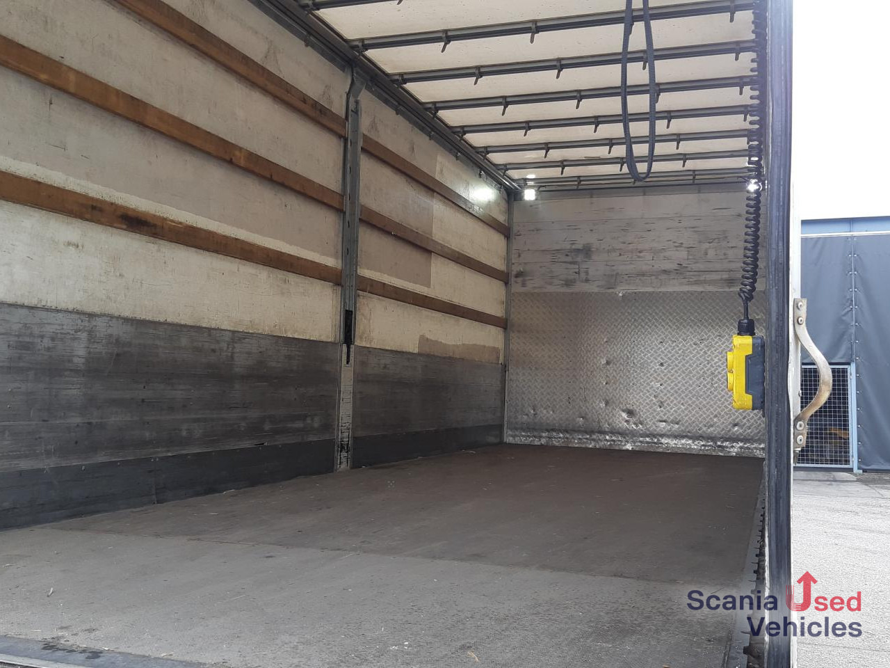 DAF LF 260 Pritsche Plane LBW ! - Curtainsider truck: picture 4 DAF LF 260 Pritsche Plane LBW ! - Curtainsider truck: picture 4