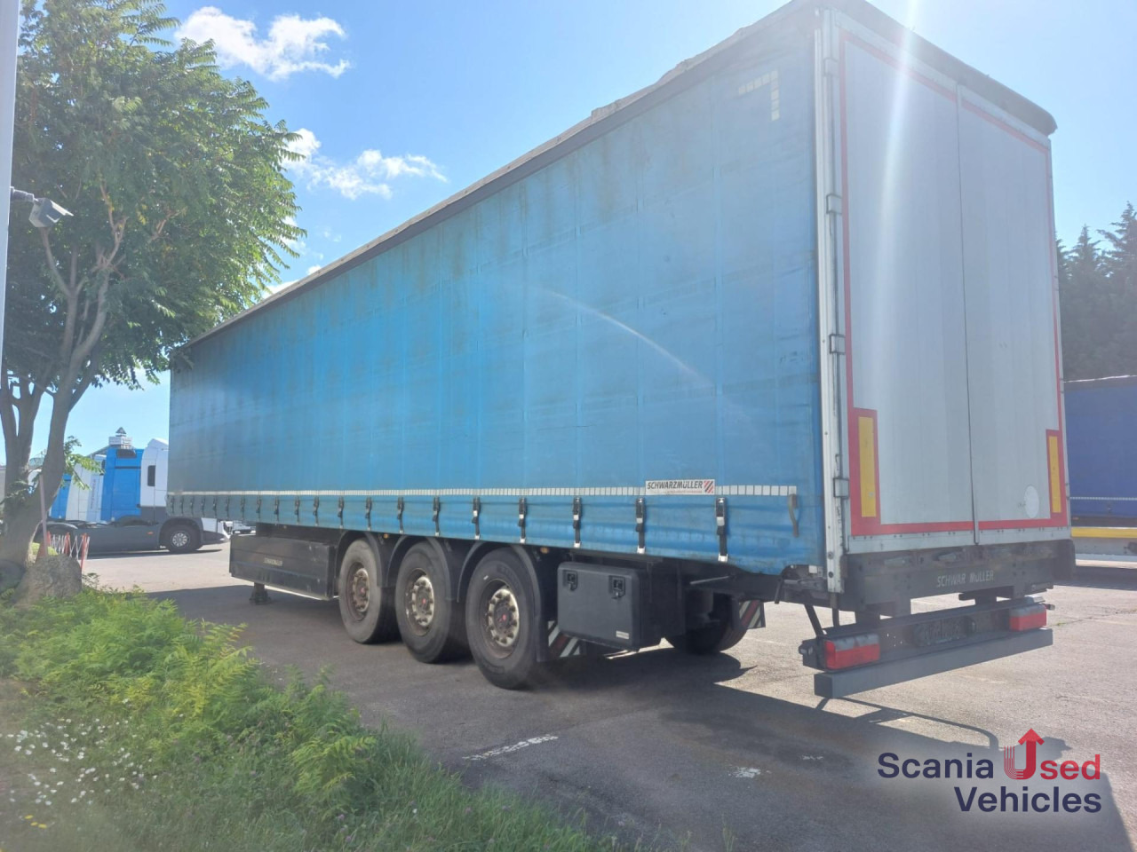 Curtainsider semi-trailer SCHWARZMUELLER Tautliner Liftachse Palettenkasten: picture 8