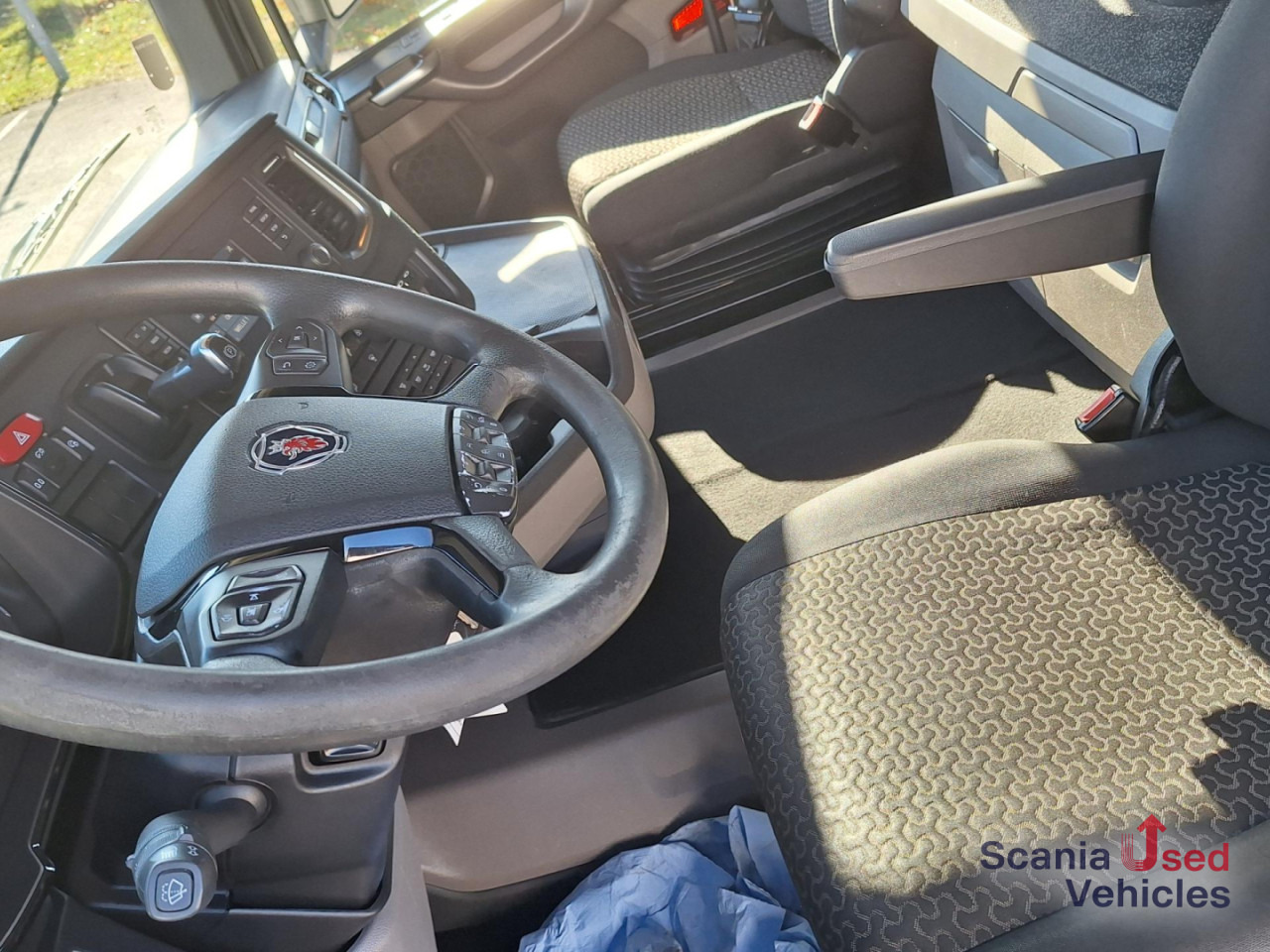SCANIA R 500 A4x2EB Lowliner Smart 2 !! - Tractor unit: picture 5 SCANIA R 500 A4x2EB Lowliner Smart 2 !! - Tractor unit: picture 5