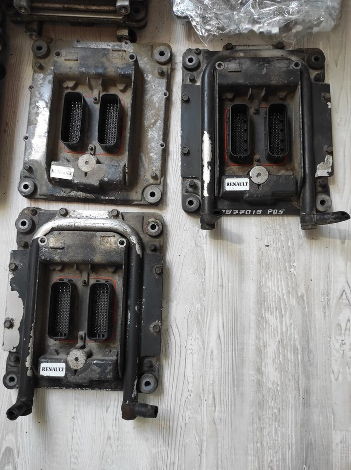 Volvo ENGINE ECU 20977019   truck - ECU for Truck: picture 3 Volvo ENGINE ECU 20977019   truck - ECU for Truck: picture 3