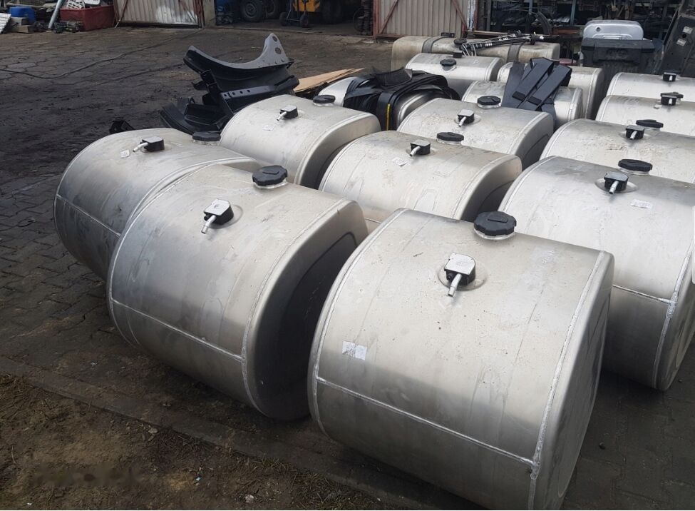 Volvo NEW COMPLETE TANK 285 DM3 22063854 Volvo - Fuel tank for Truck: picture 1 Volvo NEW COMPLETE TANK 285 DM3 22063854 Volvo - Fuel tank for Truck: picture 1