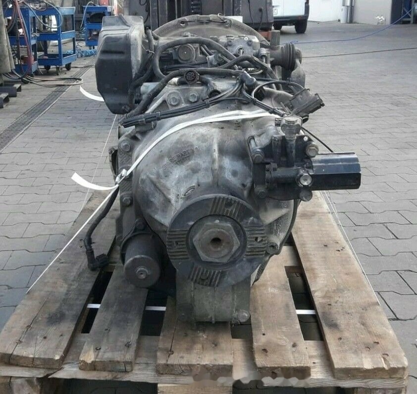 Volvo VT2214B Volvo FH12 FM12 FH13 FM13 FM9 - Gearbox for Truck: picture 4 Volvo VT2214B Volvo FH12 FM12 FH13 FM13 FM9 - Gearbox for Truck: picture 4