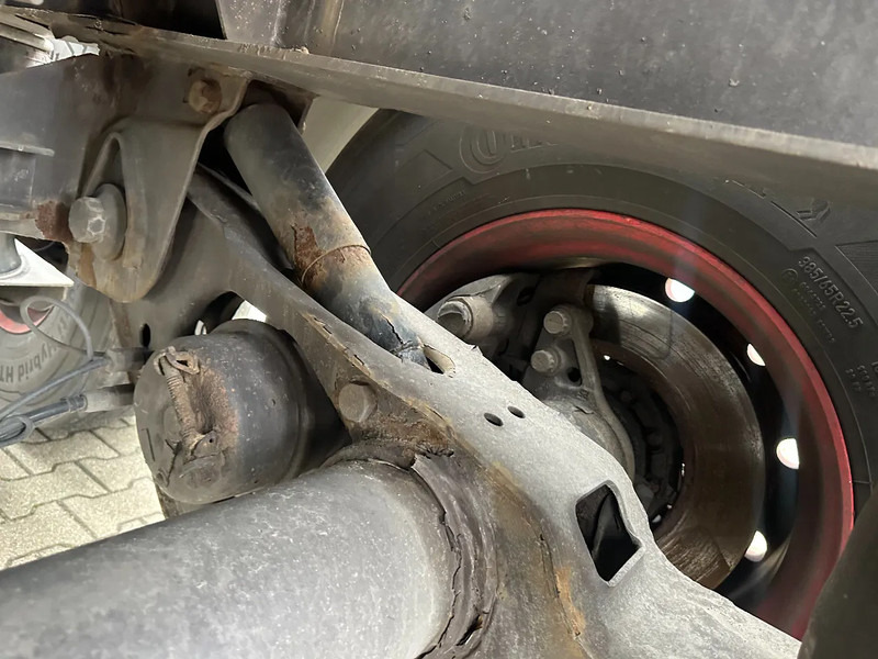 Container transporter/ Swap body semi-trailer Burg 20FT ADR (EX/II, EX/III, FL, AT), empty weight: 3.690kg, SAF INTRADISC, 2x liftaxle, ALCOA, NL-Chassis: picture 19