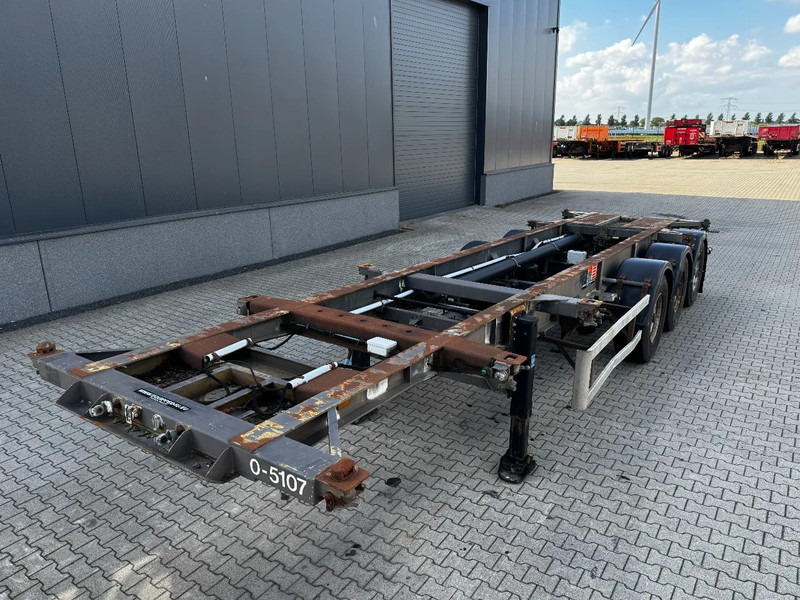 DESOT 20FT/30FT ADR-Chassis, Liftachse, Heckbundig, 2x vorhanden - Container transporter/ Swap body semi-trailer: picture 4 DESOT 20FT/30FT ADR-Chassis, Liftachse, Heckbundig, 2x vorhanden - Container transporter/ Swap body semi-trailer: picture 4
