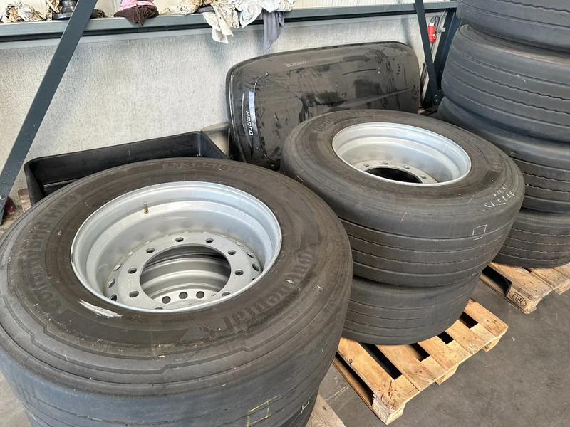 Diversen 14x 385/65-R22.5 on rims - Tire for Truck: picture 2 Diversen 14x 385/65-R22.5 on rims - Tire for Truck: picture 2