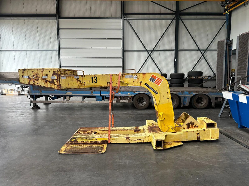 HOUCON GN27 Gooseneck FOR MAFI - Terminal tractor: picture 2 HOUCON GN27 Gooseneck FOR MAFI - Terminal tractor: picture 2