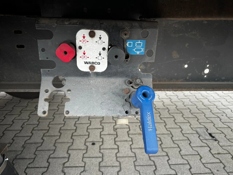 Curtainsider semi-trailer Kögel SAF INTRADISC, Internal height: 2.80m, NL-trailer: picture 15 Curtainsider semi-trailer Kögel SAF INTRADISC, Internal height: 2.80m, NL-trailer: picture 15