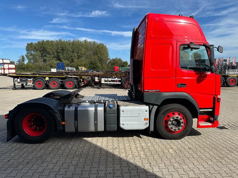 Volvo FM 420 Globetrotter, ADR (FL, OX, AT), ALCOA, only 446TKM - Tractor unit: picture 3 Volvo FM 420 Globetrotter, ADR (FL, OX, AT), ALCOA, only 446TKM - Tractor unit: picture 3