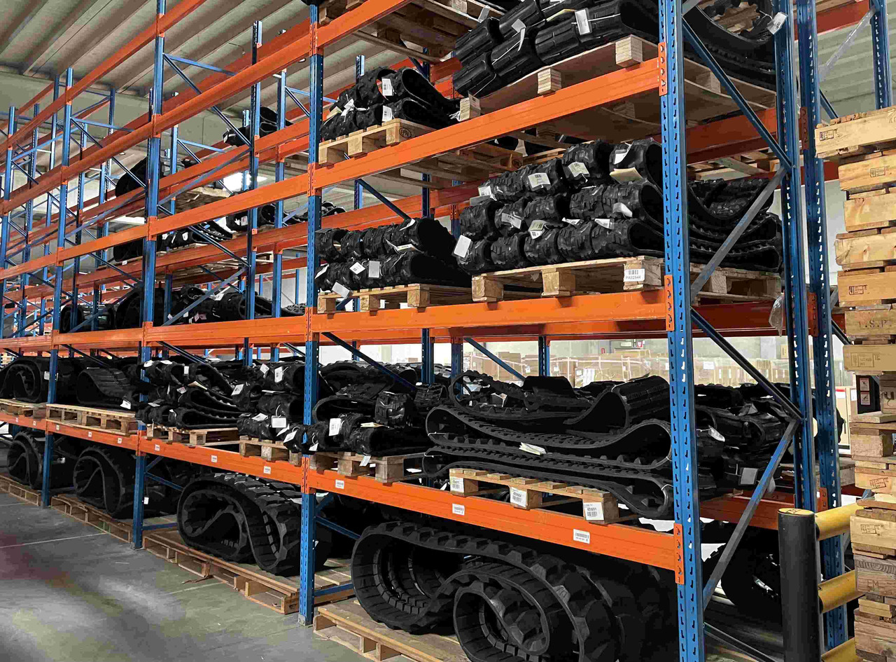 Rubber track for John Deere 8RT 25", 30" and 28.5" - Track for Agricultural machinery: picture 5 Rubber track for John Deere 8RT 25", 30" and 28.5" - Track for Agricultural machinery: picture 5