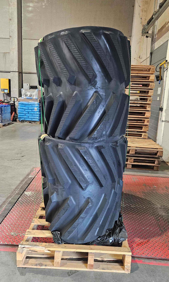 Rubber track for John Deere 9RX 30" and 36" - Track for Tracked tractor: picture 3 Rubber track for John Deere 9RX 30" and 36" - Track for Tracked tractor: picture 3