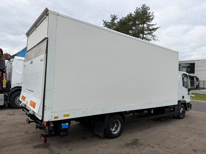 Iveco EUROCARGO 80E18 CLOSED BOX 6m00 x 2m49 x 2m37 - EURO 5 - *176.000km* - TAILLIFT - MANUAL - BE TRUCK - Box truck: picture 5 Iveco EUROCARGO 80E18 CLOSED BOX 6m00 x 2m49 x 2m37 - EURO 5 - *176.000km* - TAILLIFT - MANUAL - BE TRUCK - Box truck: picture 5