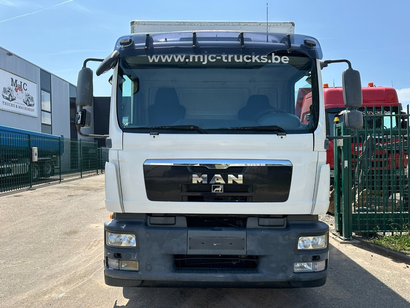 MAN TGM 18.290 CLOSED BOX 8m80 x 2m48 x 2m48 - EURO 5 - AIR SUSP - A/C - TAILLIFT 2000kg - BELGIAN TRUCK - Box truck: picture 2 MAN TGM 18.290 CLOSED BOX 8m80 x 2m48 x 2m48 - EURO 5 - AIR SUSP - A/C - TAILLIFT 2000kg - BELGIAN TRUCK - Box truck: picture 2