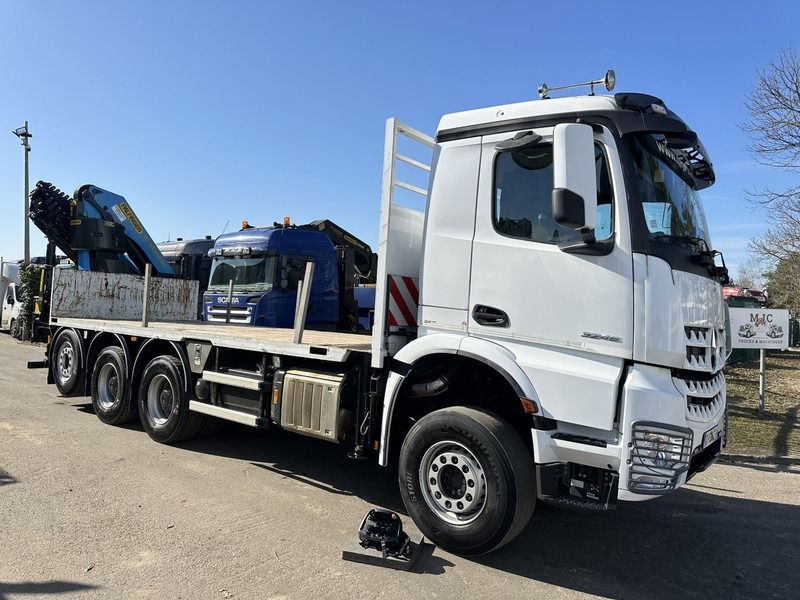 Mercedes-Benz AROCS 3246 8x4 TRIDEM + CRANE (25m!) PALFINGER PK 34002 G SH (8x) - *102.000km* - LIFT + STEERING AXLE - PLATFORM 6m65 + TWISTLOCKS - Dropside/ Flatbed truck, Crane truck: picture 1 Mercedes-Benz AROCS 3246 8x4 TRIDEM + CRANE (25m!) PALFINGER PK 34002 G SH (8x) - *102.000km* - LIFT + STEERING AXLE - PLATFORM 6m65 + TWISTLOCKS - Dropside/ Flatbed truck, Crane truck: picture 1