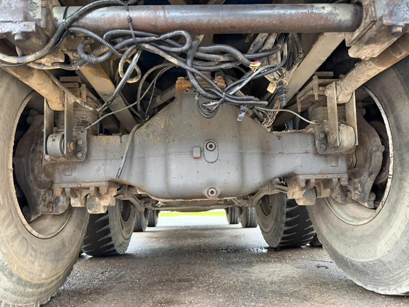 Tipper Volvo FH 400 8X4 TIPPER (insulated/isolé) - MANUAL 3+3 - STEEL SPRING / BLATT - EURO 5 - TUV 01/2026 - AXLES HUB REDUCTION - BE TRUCK: picture 18