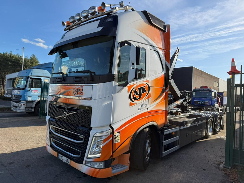 Volvo FH 460 6x2 GLOBE XL AJK HOOKLIFT - *FULL AIR* - DYNAMIC STEERING - I PARK COOL - LIFT + STEERING - ALCOA - BE TRUCK - TOP CONDITION - Hook lift truck: picture 3 Volvo FH 460 6x2 GLOBE XL AJK HOOKLIFT - *FULL AIR* - DYNAMIC STEERING - I PARK COOL - LIFT + STEERING - ALCOA - BE TRUCK - TOP CONDITION - Hook lift truck: picture 3