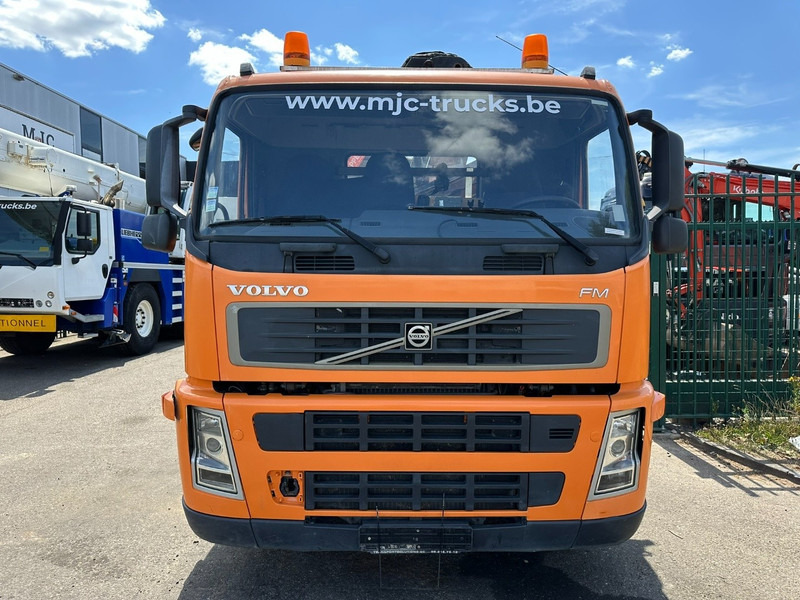 Volvo FM9-300 6x2 HOOKLIFT + HIAB 122 B-2 CL + ROTATOR - LIFT + STEERING AXLE - A/C - EURO 5 - INCL. CONTAINER - BE TRUCK - Hook lift truck, Crane truck: picture 2 Volvo FM9-300 6x2 HOOKLIFT + HIAB 122 B-2 CL + ROTATOR - LIFT + STEERING AXLE - A/C - EURO 5 - INCL. CONTAINER - BE TRUCK - Hook lift truck, Crane truck: picture 2