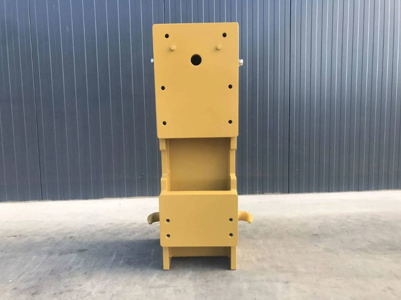Cat 140M2 - Attachment for Construction machinery: picture 5 Cat 140M2 - Attachment for Construction machinery: picture 5