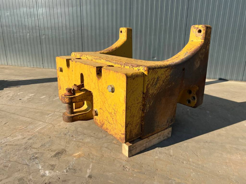 Cat D8R / D8T - Attachment for Construction machinery: picture 1 Cat D8R / D8T - Attachment for Construction machinery: picture 1