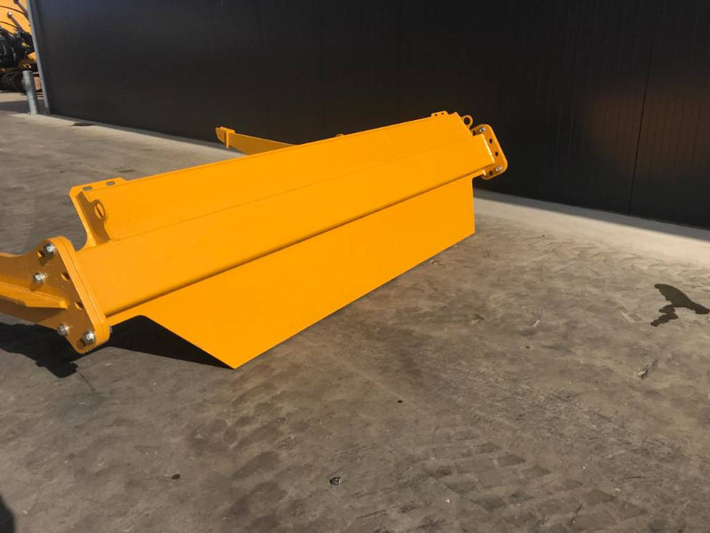 BELL B30E - Tail lift for Construction machinery: picture 5 BELL B30E - Tail lift for Construction machinery: picture 5